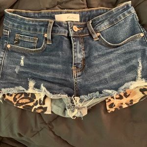 Kancan Jean Shorts. Size Medium